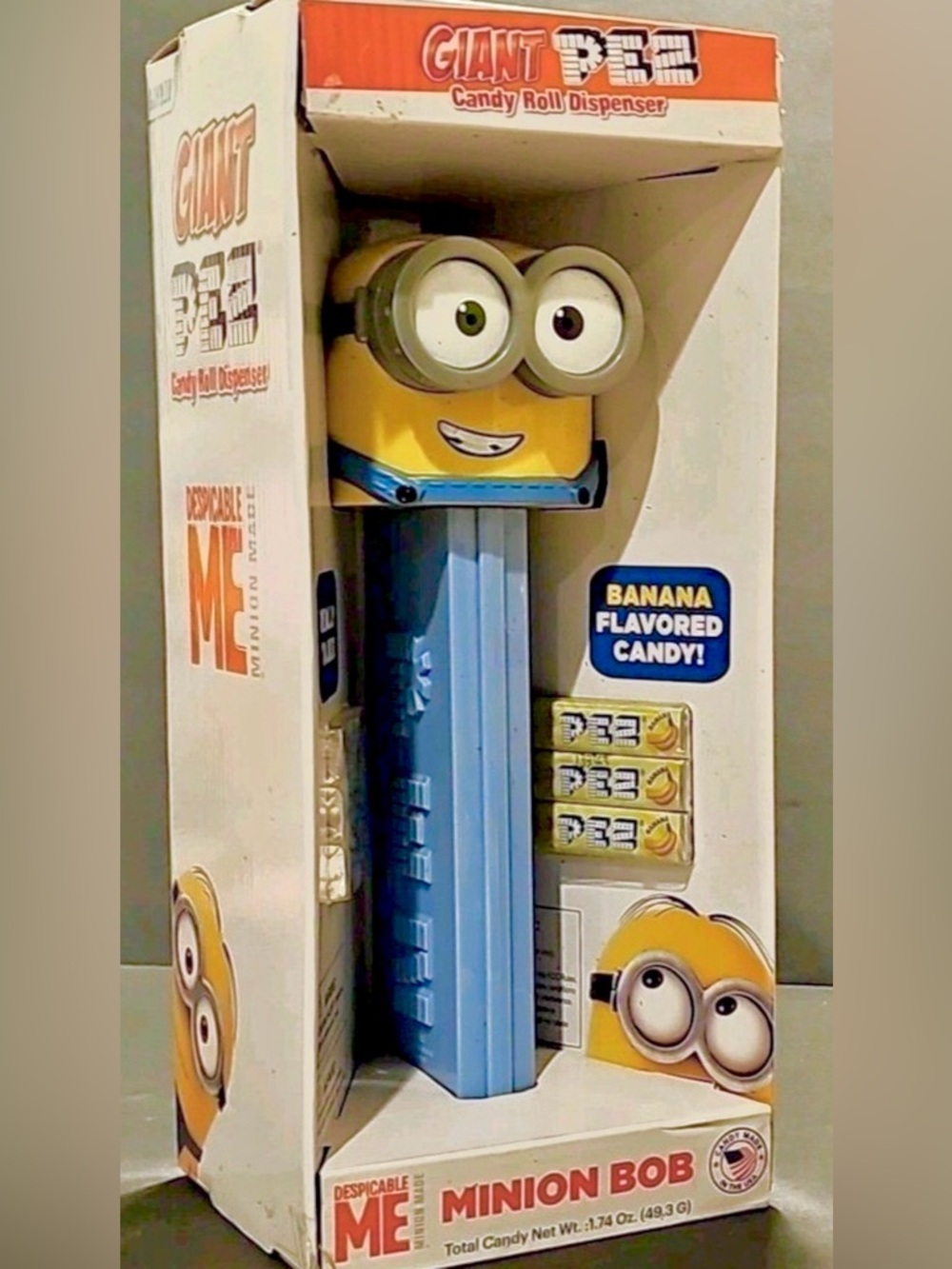 Universal Despicable Me Minion PEZ Candy Dispenser - Yellow & Light Blue